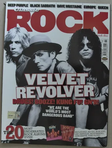CLASSIC ROCK NOVEMBER 2004